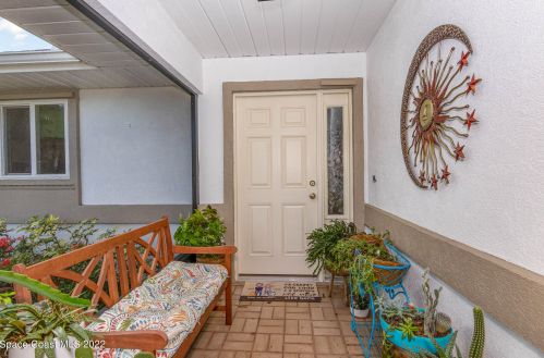 1607 Frontier Dr, Melbourne, FL 32940-6752