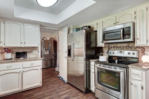 13201 Broadmeade Ave, Austin TX 78729-2815 exterior