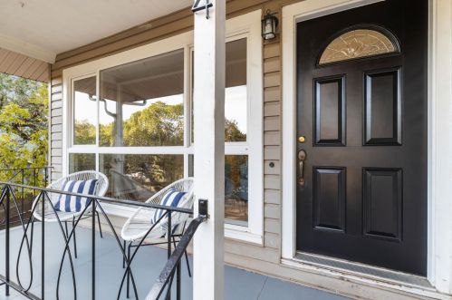 2014 Notre Dame Ave, Belmont CA  94002-1751 exterior