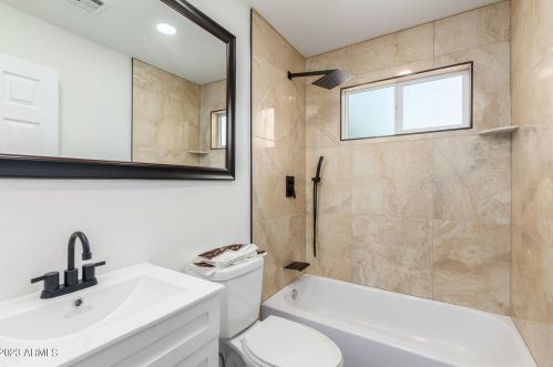 2319 41st Ave, Phoenix AZ  85009-1256 exterior