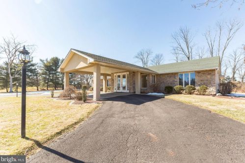 129 Glenwood Dr, Washington Crossing, PA 18977-1519