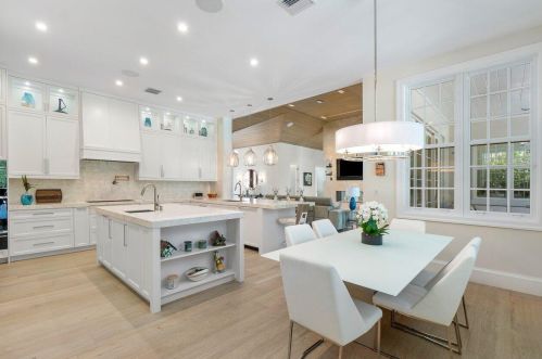 7 Country Rd, Boynton Beach FL  33436-5609 exterior