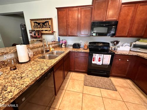 25131 Carson Ct, Buckeye AZ  85326-2534 exterior