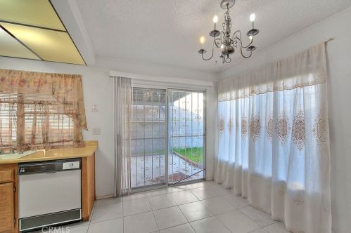 2379 Mountain Woods St, Colton CA  92324-4536 exterior