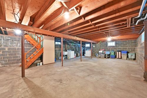 473 Avenue, Bayonne NJ  07002-4835 exterior