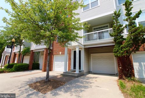 13110 Marcey Creek Rd, Herndon, VA 20171-4820