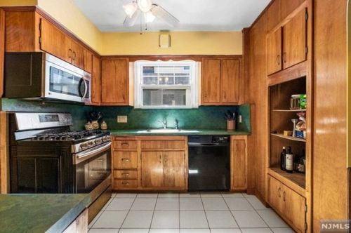 167 Cambridge Ave, Englewood NJ  07631-1624 exterior