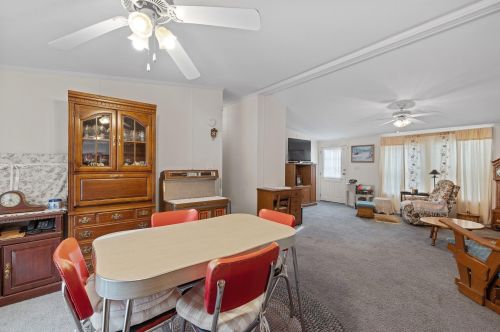 251 Fire Pond Rd, Hopkinton NH  03229-2923 exterior