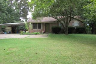 1320 Gratton Rd, Clarksville, TN 37043-2512