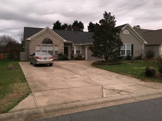 6804 Flat Creek Dr, Charlotte, NC 28277-4604