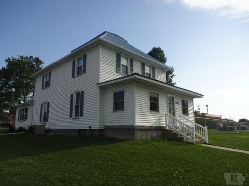 2101 Agency St, Burlington, IA 52601-1905