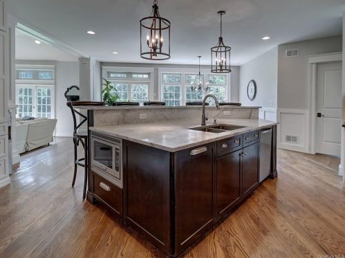 27 Stonehenge Rd, Warwick NY  10990-2354 exterior