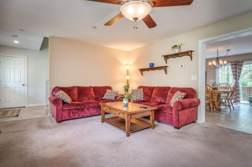 68 Long Pond Rd, Danville NH  03819-3126 exterior