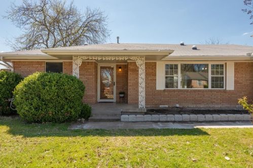 4809 Sewell Ave, Fort Worth TX  76114-1736 exterior