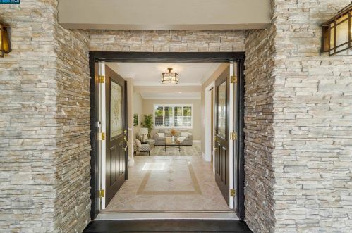 1438 Linton Ter, Pacheco, CA 94553-5358