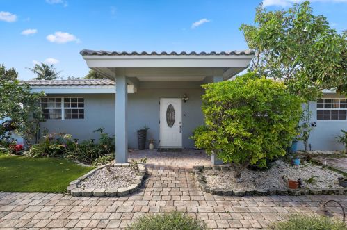 924 3rd Ave, Delray Beach, FL 33444-4024
