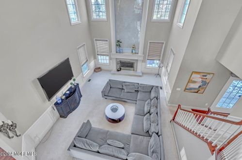 3 Equinox Ln, East Freehold NJ  07728-8652 exterior