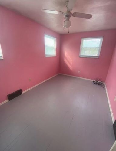 145 Lois Dr, Verona PA  15147-2947 exterior