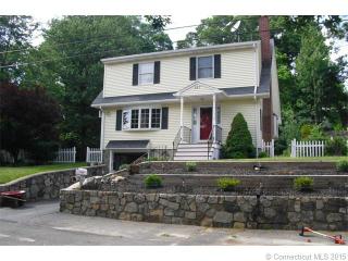 257 Mill Plain Ave, Waterbury, CT 06705-2331