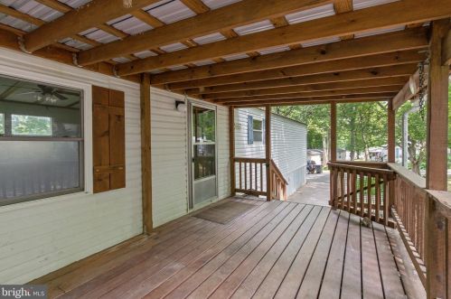 309 Poplar Ln, Smithville, PA 17560-9754