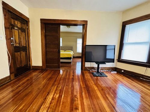 14 Gray St, Poughkeepsie NY  12603-2712 exterior