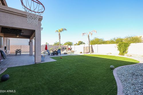 17424 Lundberg St, Sun City AZ  85388-1278 exterior