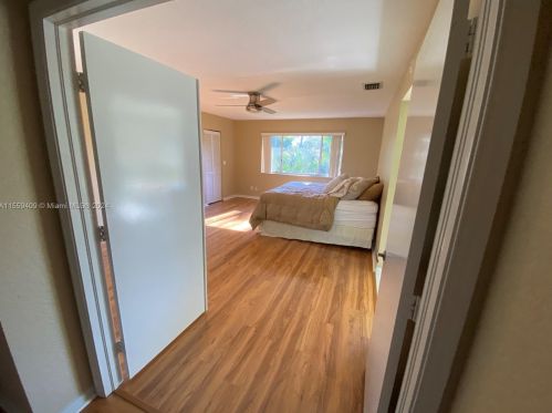 1231 179th Ave, Hollywood FL  33029-3162 exterior