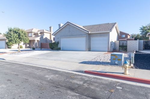 13879 Lippazan Ct, Victorville, CA 92394-7366