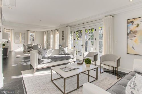2816 O St, Washington, DC 20020-3615