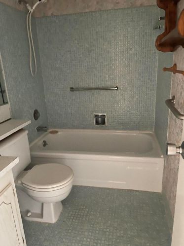 61 Hastings D, West Palm Beach FL  33417-1205 exterior