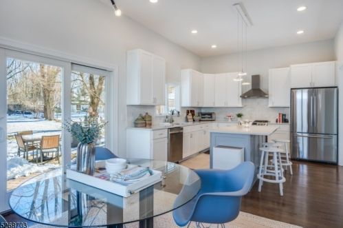 122 Fairview Ave, Berkeley Heights NJ  07922-1310 exterior