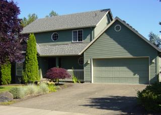15999 Willow Dr, Sherwood, OR 97140-8685