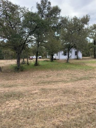 163 Brown Ln, Lost Pines, TX 78612-3892