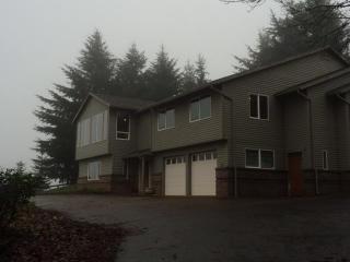 22180 Mountain Home Rd, Sherwood, OR 97140-8637