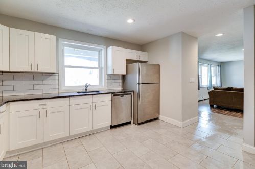 122 Chippewa Trl, Browns Mills NJ 08015-6458 exterior