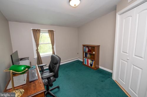 173 Marmic Dr, Southampton PA 18966-1724 exterior