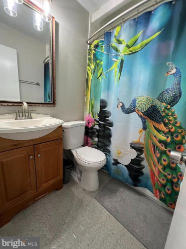 13541 Kaslo Dr, Woodbridge VA  22193-4629 exterior