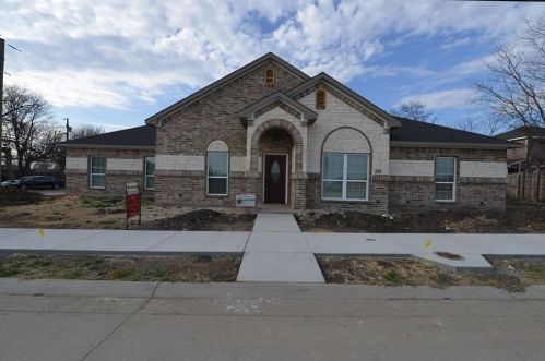 501 Getzendaner St, Waxahachie, TX 75165-3911