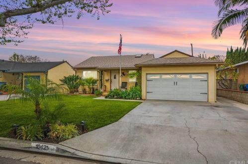 10421 La Cima Dr, Whittier CA  90603-2233 exterior