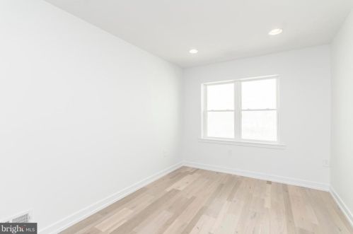 1319 Mckean St, Philadelphia PA  19148-2219 exterior