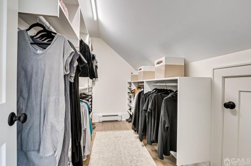 24 William St, Metuchen NJ  08840-1822 exterior