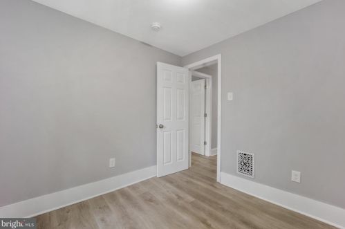 2771 Constitution Rd, Camden NJ  08104-2913 exterior