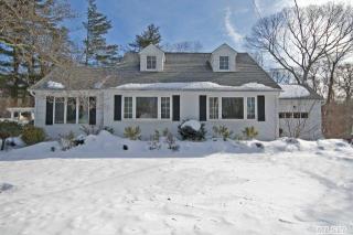 35 Cambridge Dr, Smithtown, NY 11787-4803
