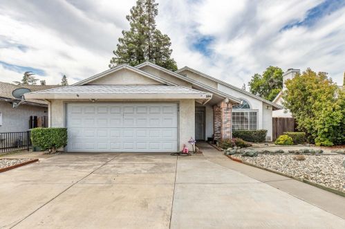 504 Ramsey Dr, Modesto, CA 95356-1779