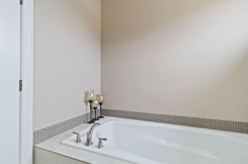 11856 Jamestown St, Minneapolis MN 55449-7526 exterior