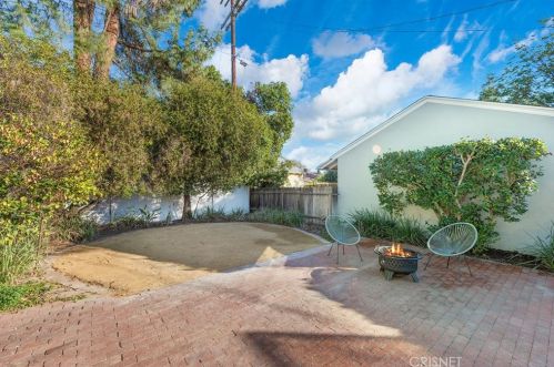 6554 Colbath Ave, Van Nuys CA  91401-1503 exterior