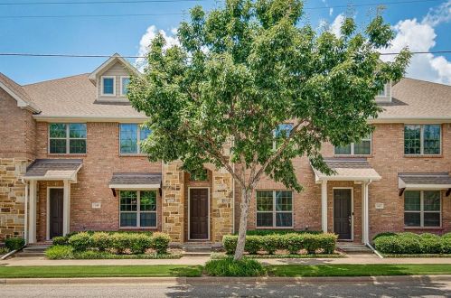 644 Greenville Ave, Richardson TX  75081-4111 exterior