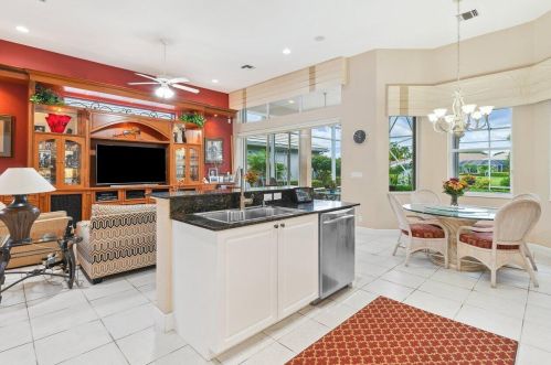117 Victoria Bay Ct, West Palm Beach FL  33418-5764 exterior