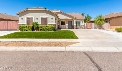 3460 Elgin St, Gilbert, AZ 85295-7681