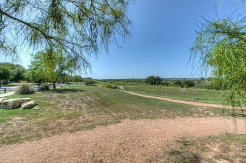 3013 Fleet Dr, Austin TX 78748-2963 exterior